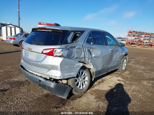 2GNAXUEV1L6209262 Chevrolet EQUINOX LT
