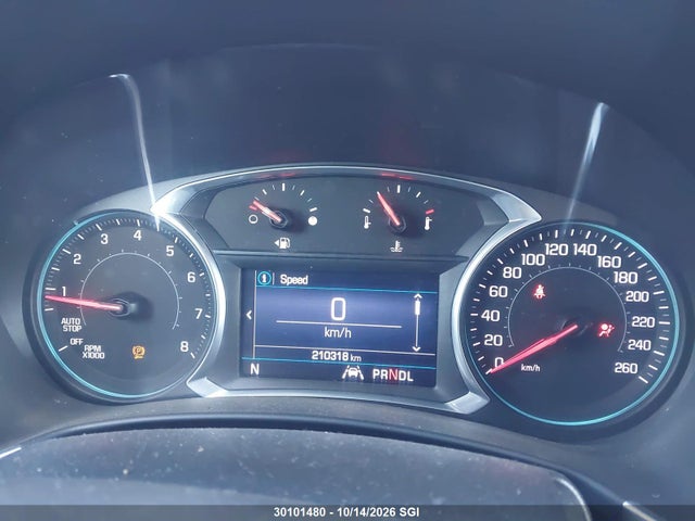 2GNAXUEV1L6209262 Chevrolet EQUINOX LT