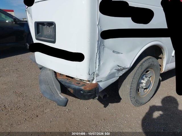 2013 Chevrolet Express G2500 მანქანა იყიდება აუქციონზე, vin: 1GCWGFBA7D1130260, აუქციონის ნომერი: 30101486
