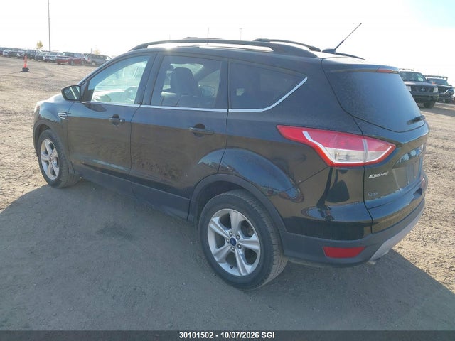 30101502 :رقم المزاد ، 1FMCU9GX0GUA00443 vin ، 2016 Ford Escape Se مزاد بيع