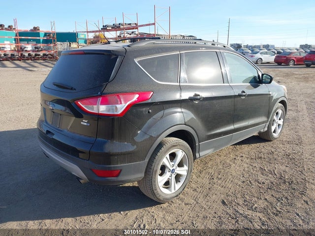 30101502 :رقم المزاد ، 1FMCU9GX0GUA00443 vin ، 2016 Ford Escape Se مزاد بيع