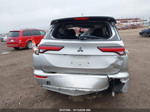JA4J4UA82PZ611555 Mitsubishi Outlander Le/le Premium/se/sel