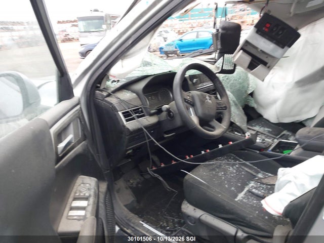 JA4J4UA82PZ611555 Mitsubishi Outlander Le/le Premium/se/sel