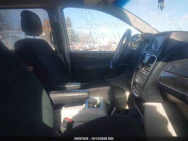 2011 Chrysler Town & Country Touring მანქანა იყიდება აუქციონზე, vin: 2A4RR5DG8BR772914, აუქციონის ნომერი: 30097826