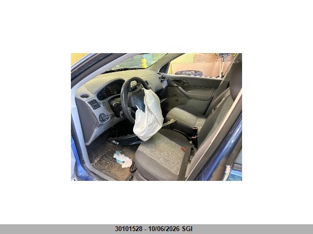 30101528 :رقم المزاد ، 1FAFP36N05W219027 vin ، 2005 Ford Focus Zxw مزاد بيع
