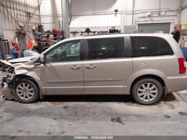 30099460 :رقم المزاد ، 2C4RC1BG2ER315376 vin ، 2014 Chrysler Town & Country Touring مزاد بيع