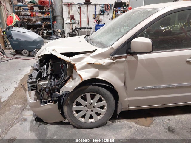 30099460 :رقم المزاد ، 2C4RC1BG2ER315376 vin ، 2014 Chrysler Town & Country Touring مزاد بيع