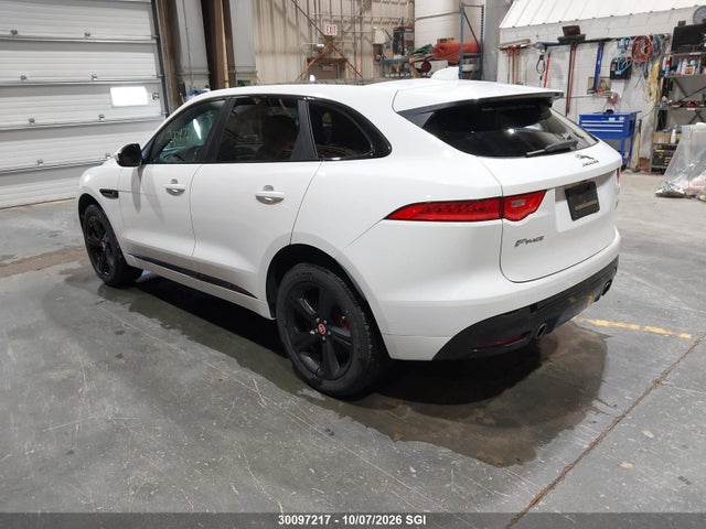 Jaguar F-PACE S 2017 SADCM2BV7HA077738 Image 3