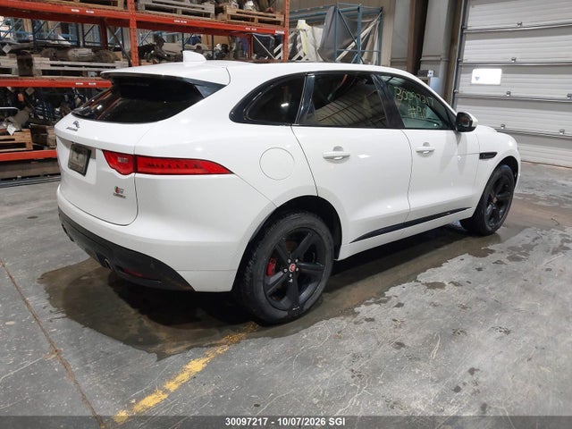 Jaguar F-PACE S 2017 SADCM2BV7HA077738 Image 4
