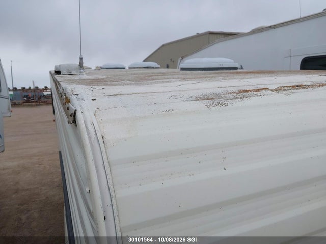 30101564 :رقم المزاد ، 1SA1121WXP1004328 vin ، 1993 Cobra 121fw مزاد بيع