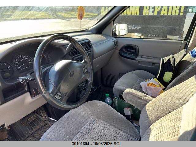 Продаж на аукціоні авто 2005 Chevrolet Venture Ls, vin: 1GNDV23E75D146179, номер лоту: 30101604