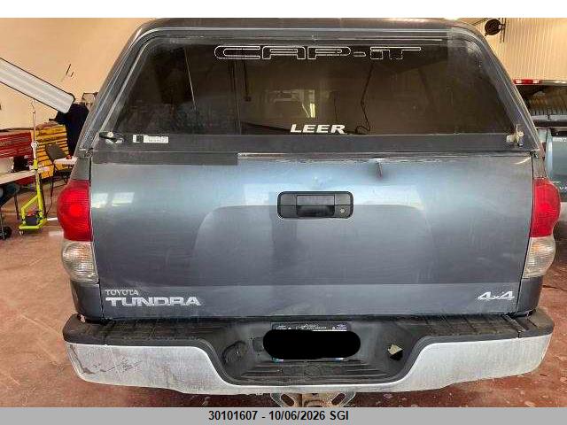 30101607 :رقم المزاد ، 5TFBV54177X022704 vin ، 2007 Toyota Tundra Double Cab Sr5 مزاد بيع