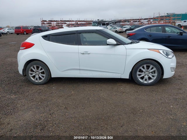 KMHTC6AD1GU293592 Hyundai Veloster