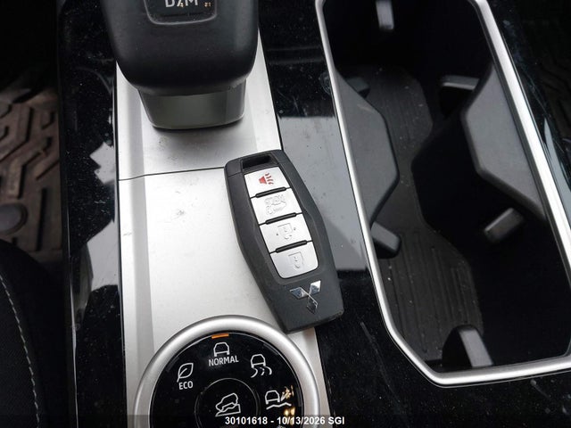 JA4J4VA8XSZ620941 Mitsubishi Outlander Le S-awc/se S-awc/sel S-awc