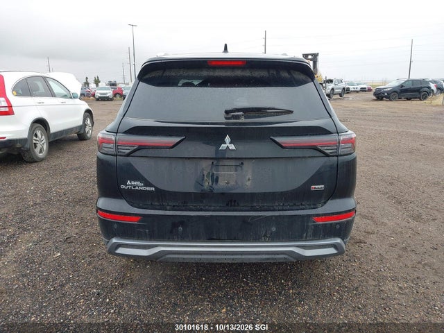 JA4J4VA8XSZ620941 Mitsubishi Outlander Le S-awc/se S-awc/sel S-awc