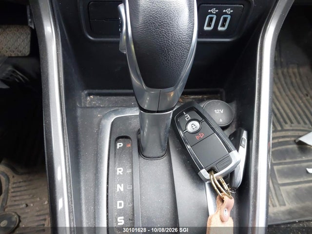 30101628 :رقم المزاد ، MAJ6S3JL1LC383910 vin ، 2020 Ford Ecosport Ses مزاد بيع