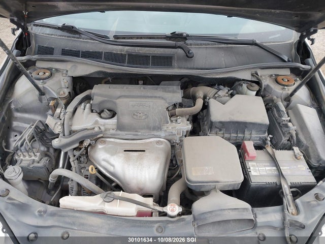 30101634 :رقم المزاد ، 4T1BF1FK3HU296685 vin ، 2017 Toyota Camry Le/xle/se/xse مزاد بيع