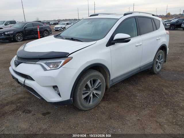 2T3RFREV6HW657021 Toyota Rav4 Xle