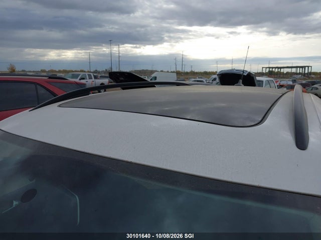 2010 Volkswagen Tiguan Se/sel მანქანა იყიდება აუქციონზე, vin: WVGBV9AX5AW527116, აუქციონის ნომერი: 30101640