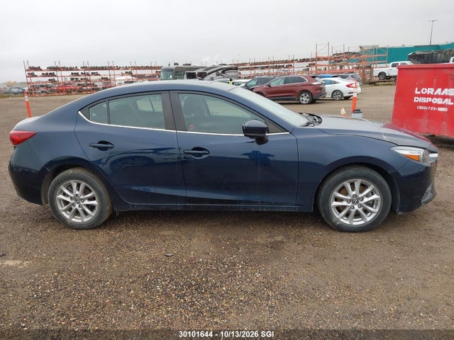 3MZBN1V77JM226862 Mazda MAZDA3