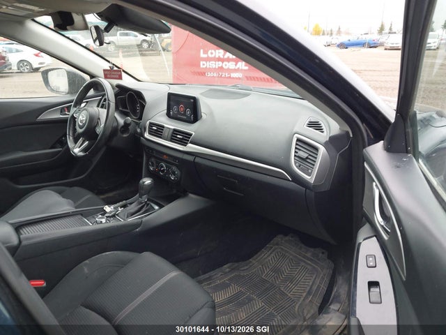 3MZBN1V77JM226862 Mazda MAZDA3