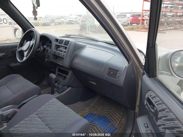 Продажа на аукционе авто 2000 Toyota Rav4, vin: JT3HP10V0Y0241122, номер лота: 30101647