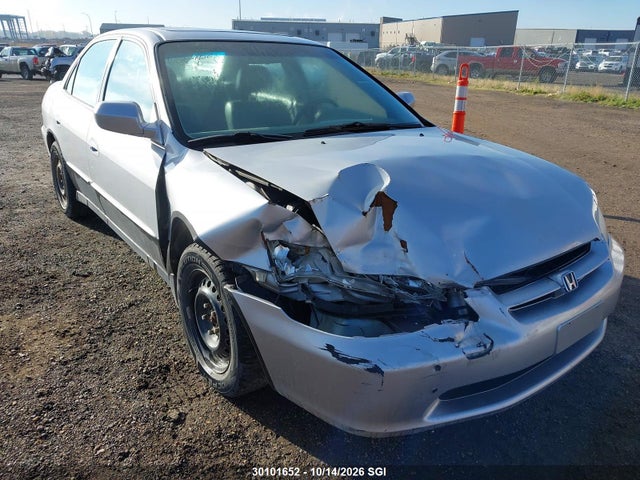 1999 Honda Accord Ex მანქანა იყიდება აუქციონზე, vin: 1HGCG1656XA802222, აუქციონის ნომერი: 30101652