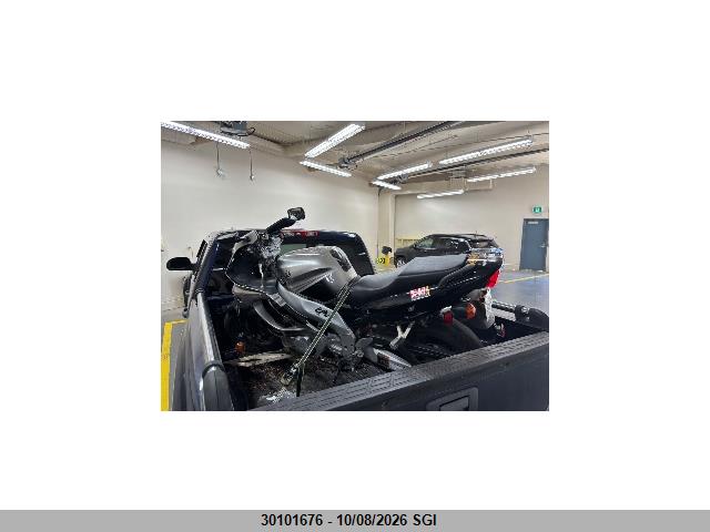 2003 Yamaha Yzf600 R მანქანა იყიდება აუქციონზე, vin: JYA5AHN043A035130, აუქციონის ნომერი: 30101676