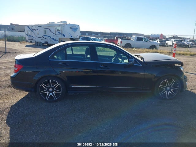 WDDGF8JB0EA957859 Mercedes-Benz C 350 4matic