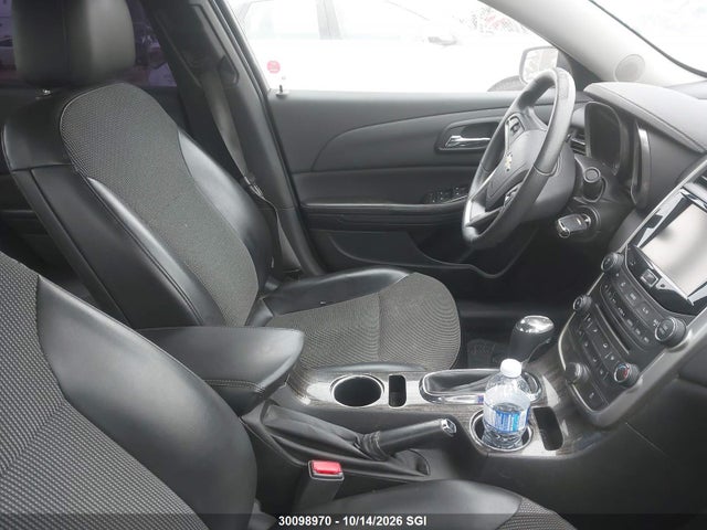 Chevrolet MALIBU 1LT 2015 1G11C5SL3FF292936 Image 5