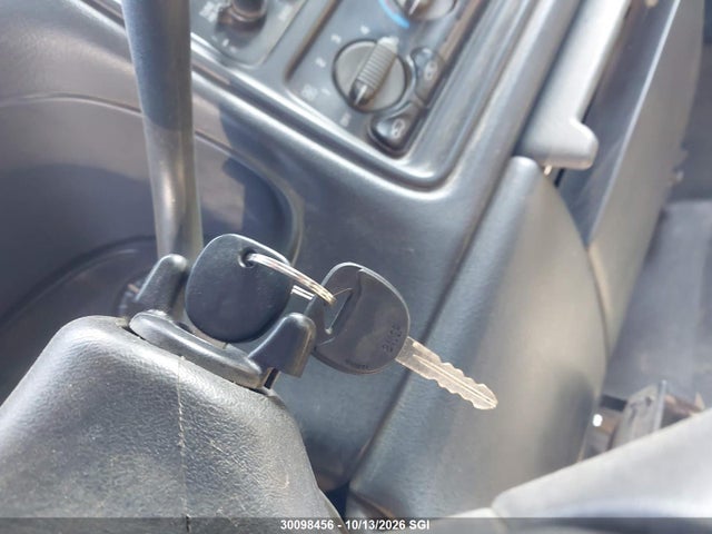 Aukcja sprzedaży 2001 Chevrolet Silverado K2500, vin: 1GCGK29U81Z193117, numer aukcji: 30098456