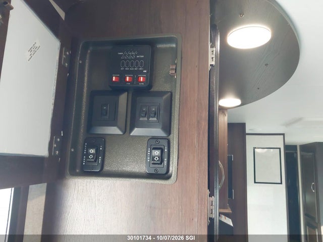 Продаж на аукціоні авто 2018 Jayco Jay Flight, vin: 1UJBJ0BT8J1TV0338, номер лоту: 30101734