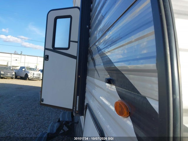 Продаж на аукціоні авто 2018 Jayco Jay Flight, vin: 1UJBJ0BT8J1TV0338, номер лоту: 30101734