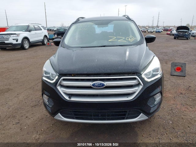 30101766 :رقم المزاد ، 1FMCU9G99HUE99729 vin ، 2017 Ford Escape Se مزاد بيع