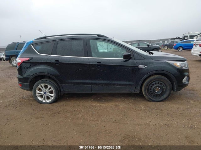 30101766 :رقم المزاد ، 1FMCU9G99HUE99729 vin ، 2017 Ford Escape Se مزاد بيع