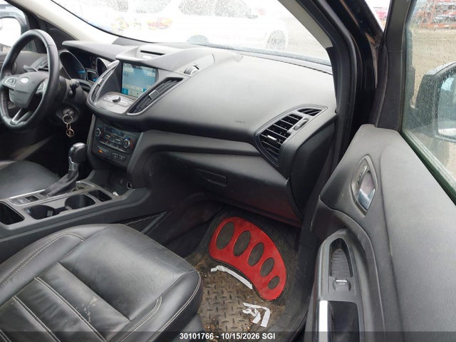 30101766 :رقم المزاد ، 1FMCU9G99HUE99729 vin ، 2017 Ford Escape Se مزاد بيع