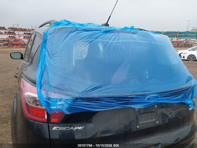 30101766 :رقم المزاد ، 1FMCU9G99HUE99729 vin ، 2017 Ford Escape Se مزاد بيع