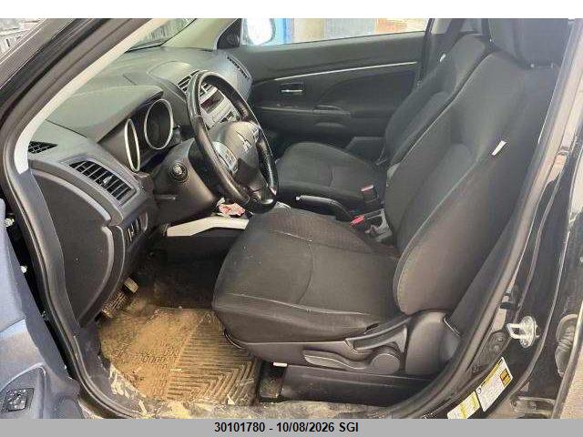 30101780 :رقم المزاد ، JA4AJ3AU3BZ606860 vin ، 2011 Mitsubishi Rvr Se مزاد بيع