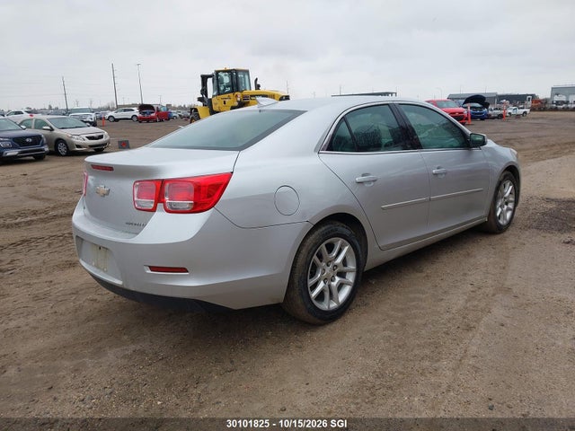 1G11C5SL4FU128946 Chevrolet MALIBU 1LT