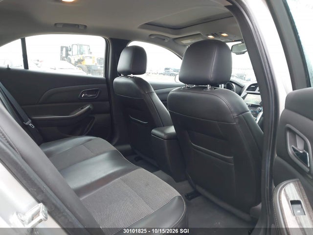 1G11C5SL4FU128946 Chevrolet MALIBU 1LT