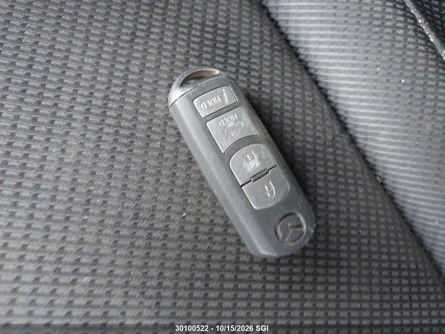 Mazda MAZDA3 2018 JM1BN1U75J1188033 Image 11