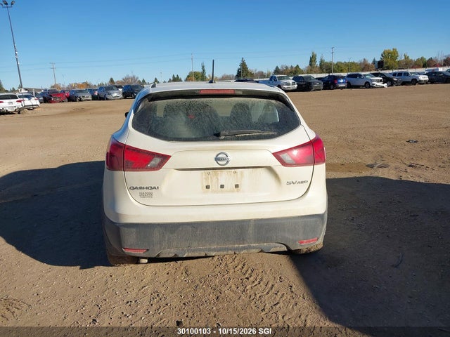 JN1BJ1CR5JW207281 Nissan Qashqai S/sl/sv