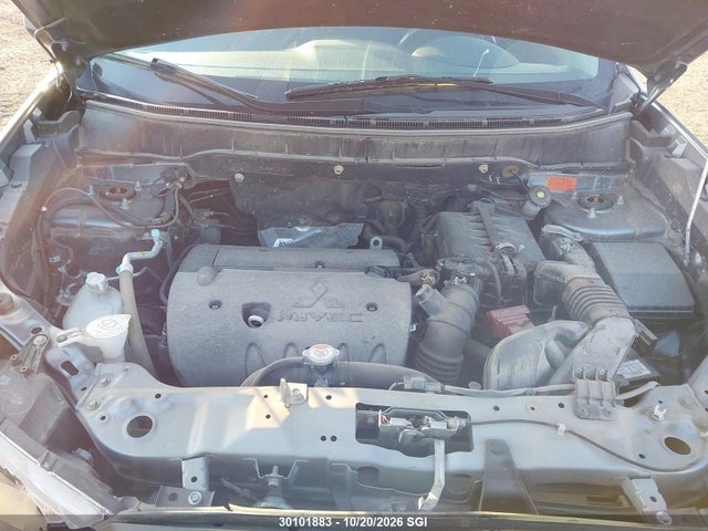 30101883 :رقم المزاد ، JA4AJ3AU0GZ607214 vin ، 2016 Mitsubishi Rvr Se مزاد بيع