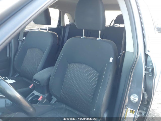 30101883 :رقم المزاد ، JA4AJ3AU0GZ607214 vin ، 2016 Mitsubishi Rvr Se مزاد بيع