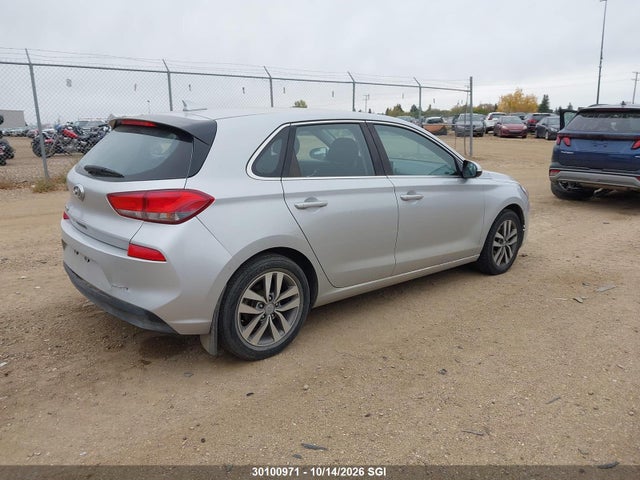 Hyundai Elantra Gt Preferred 2019 KMHH35LE4KU106005 Image 4