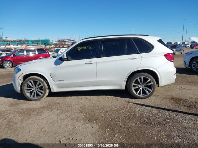 BMW X5 50i 2014 5UXKR6C55E0C03404 Image 13