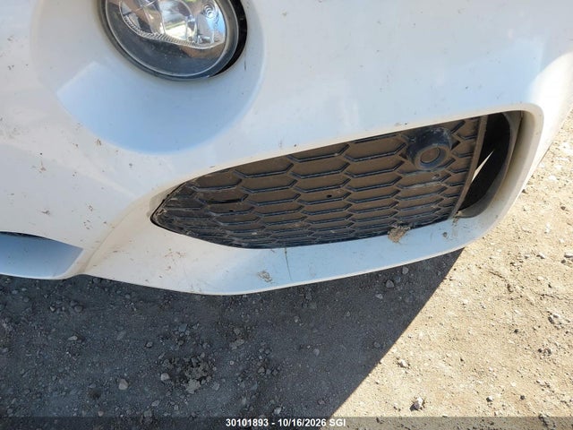 BMW X5 50i 2014 5UXKR6C55E0C03404 Image 17