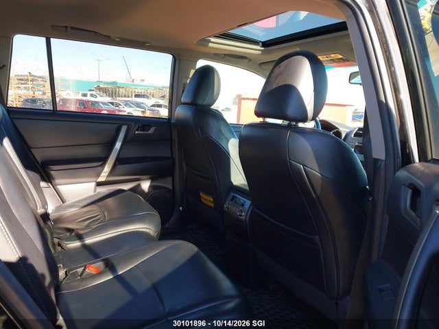Aukcja sprzedaży 2011 Toyota Highlander Se, vin: 5TDBK3EH0BS064574, numer aukcji: 30101896