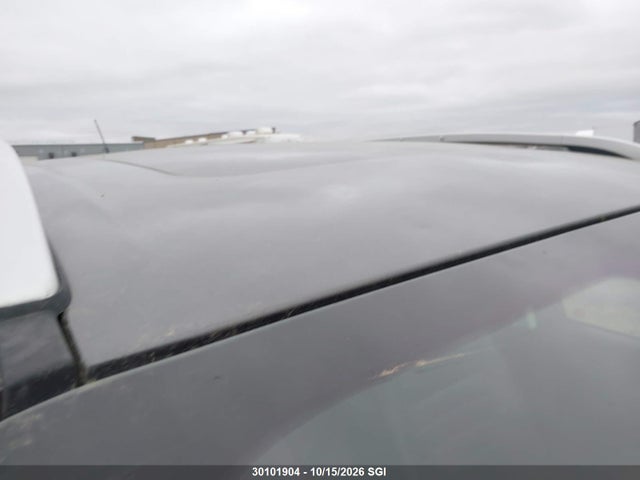 30101904 :رقم المزاد ، 1FMCU9J94FUC46758 vin ، 2015 Ford Escape Titanium مزاد بيع