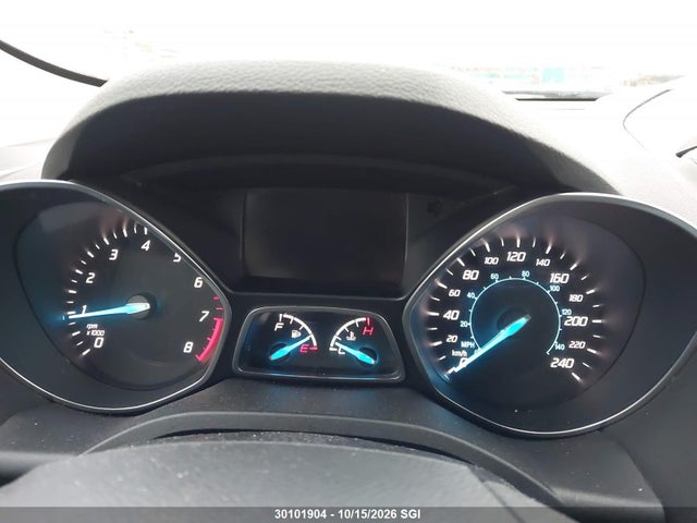 30101904 :رقم المزاد ، 1FMCU9J94FUC46758 vin ، 2015 Ford Escape Titanium مزاد بيع